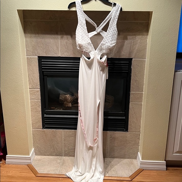 MAC DUGGAL 68166 - Picture 4 of 9